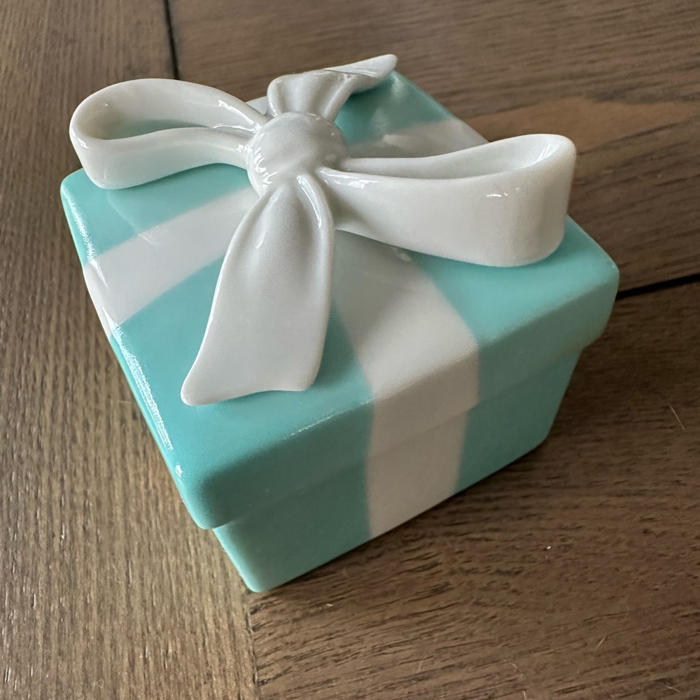 Tiffany & Co porcelain box